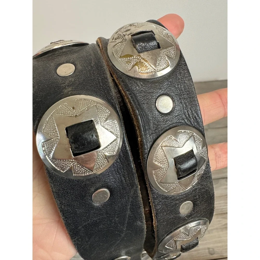 Vintage Concho Belt with South‎ Dakota Trout Belt Hit Line USA Black Leather 44